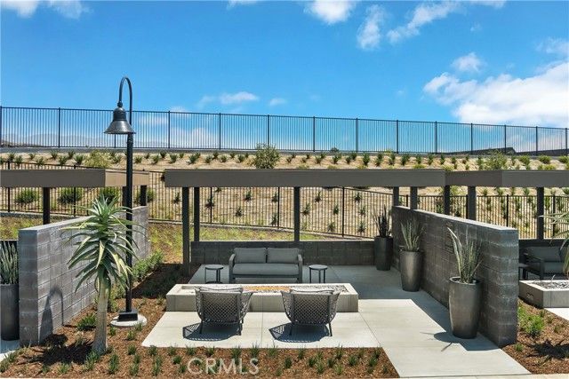 15880 Blue Copper Way, Fontana, CA 92336