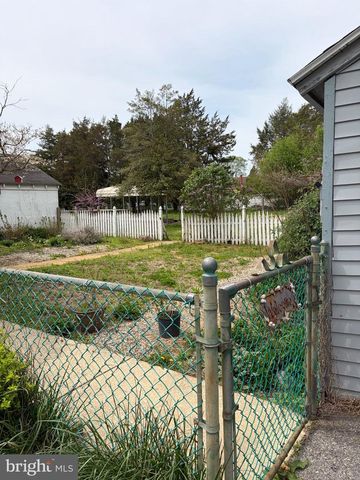 1079 KINGS HWY, Pilesgrove, NJ 08098
