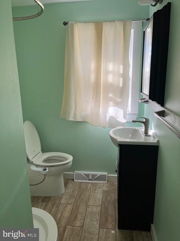 1079 KINGS HWY, Pilesgrove, NJ 08098