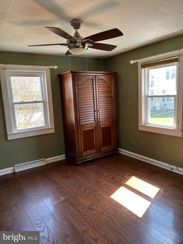 1079 KINGS HWY, Pilesgrove, NJ 08098