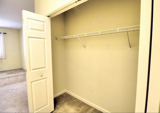 2 Arden Mills Way 2201, Fitchburg, MA 01420