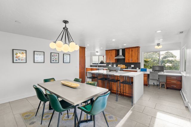 1209 N 950 E, Bountiful, UT 84010