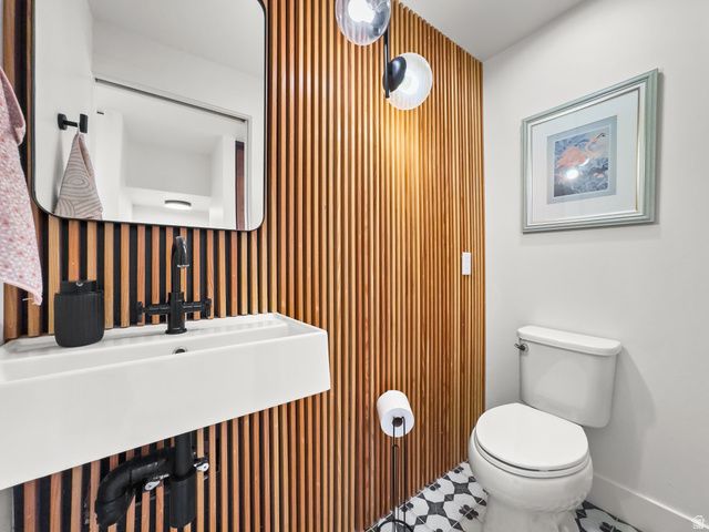 1209 N 950 E, Bountiful, UT 84010