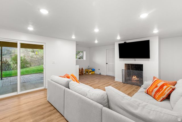 1209 N 950 E, Bountiful, UT 84010