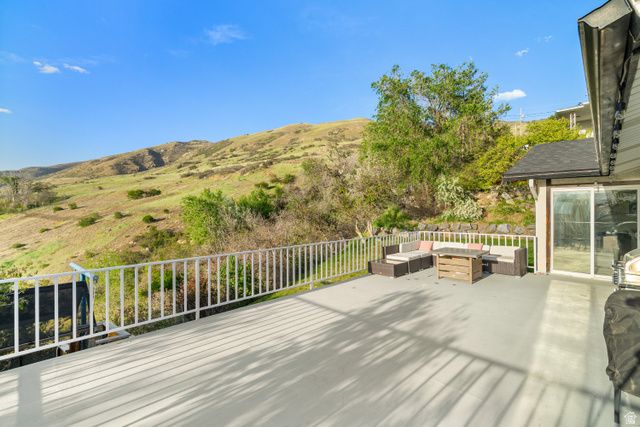 1209 N 950 E, Bountiful, UT 84010