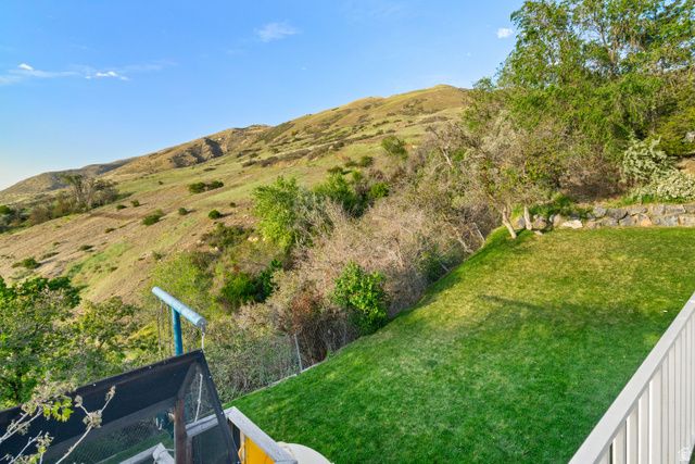 1209 N 950 E, Bountiful, UT 84010