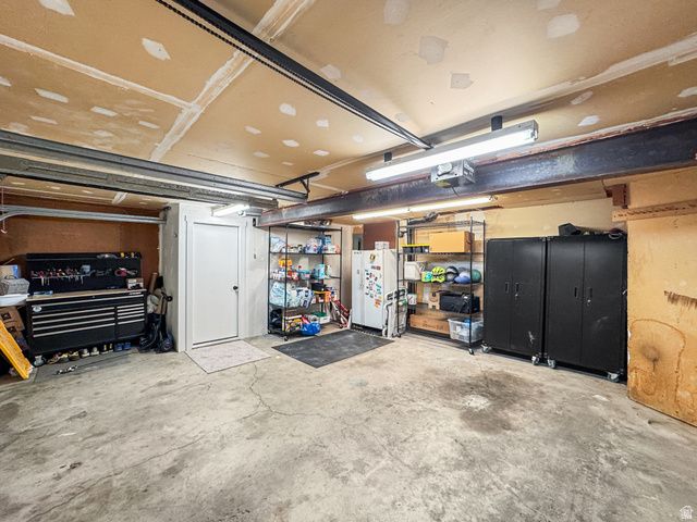 1209 N 950 E, Bountiful, UT 84010