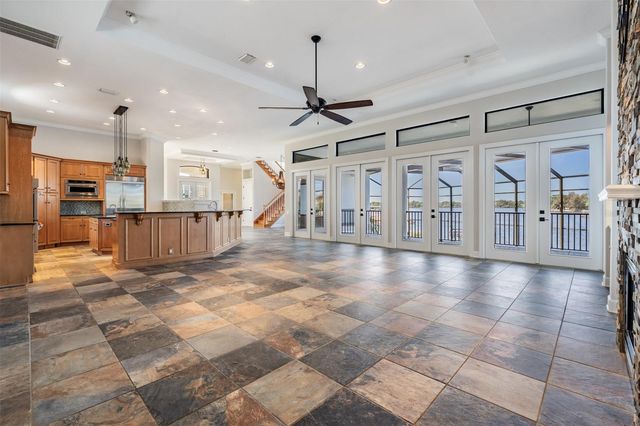 62 CENTRAL COURT, Tarpon Springs, FL 34689