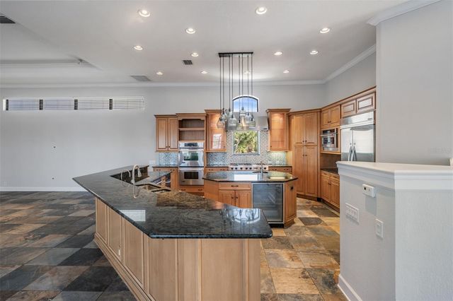 62 CENTRAL COURT, Tarpon Springs, FL 34689