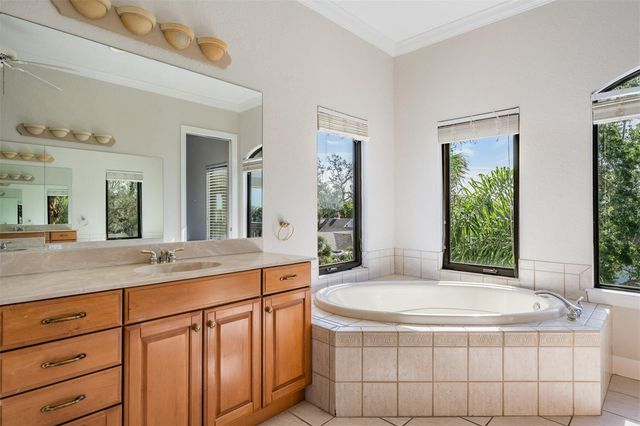 62 CENTRAL COURT, Tarpon Springs, FL 34689