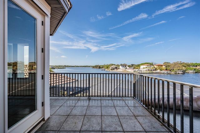 62 CENTRAL COURT, Tarpon Springs, FL 34689