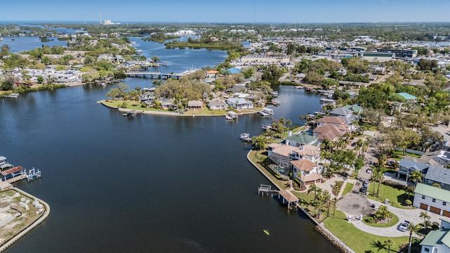 62 CENTRAL COURT, Tarpon Springs, FL 34689