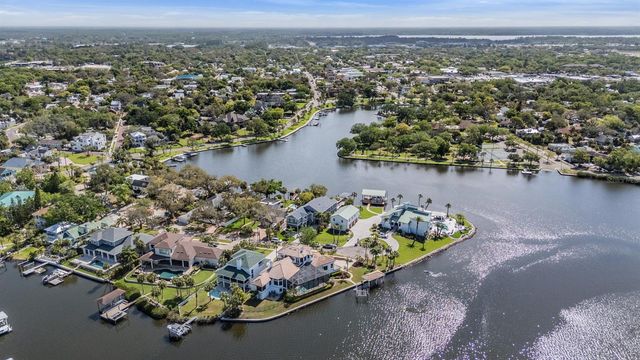 62 CENTRAL COURT, Tarpon Springs, FL 34689