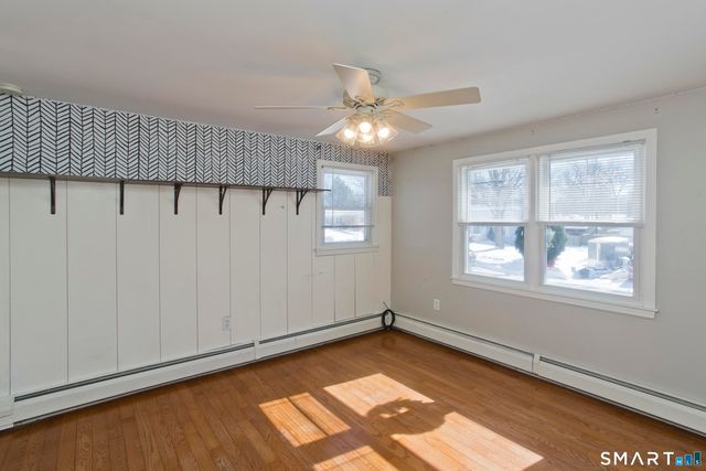 25A Queen Street, Enfield, CT 06082