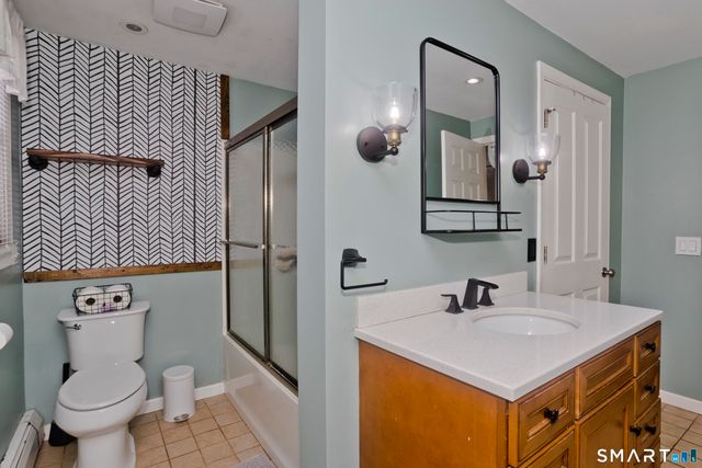 25A Queen Street, Enfield, CT 06082