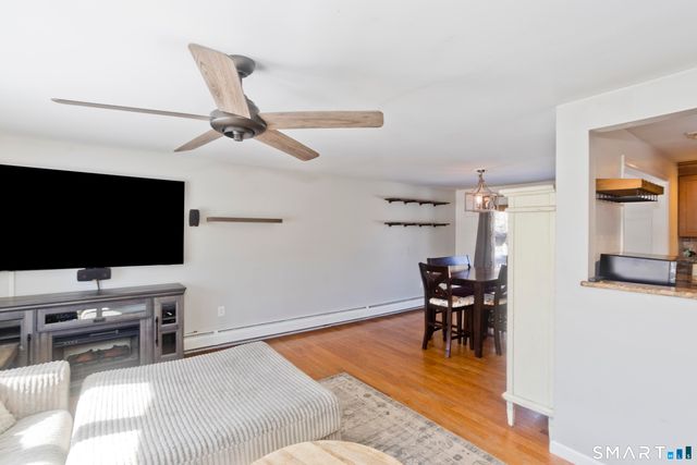 25A Queen Street, Enfield, CT 06082