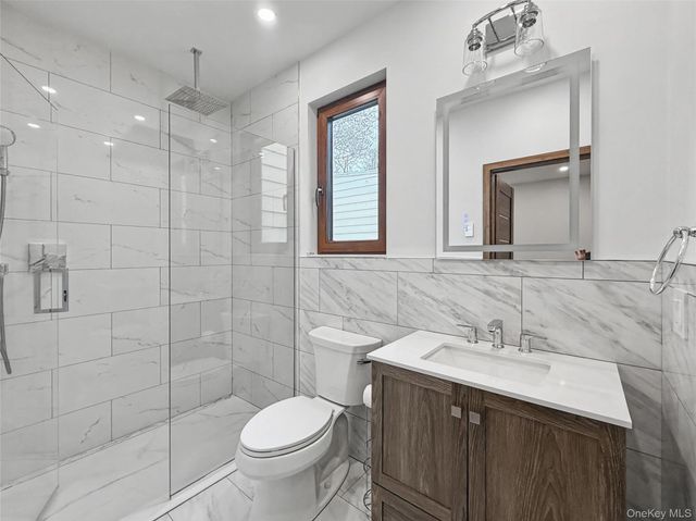 7111 72nd Street 2, Glendale, NY 11385