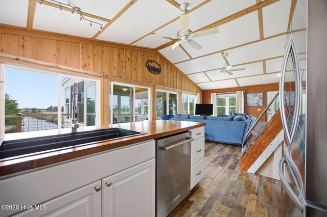 39456 U.S. Highway 264, Belhaven, NC 27810