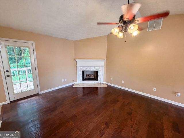 2195 Clayton Ridge, Lithonia, GA 30058