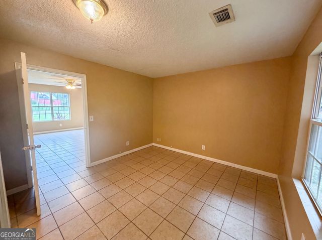2195 Clayton Ridge, Lithonia, GA 30058