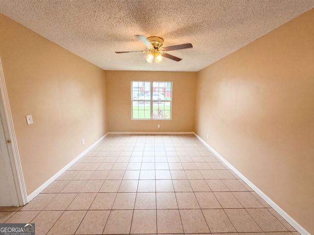 2195 Clayton Ridge, Lithonia, GA 30058