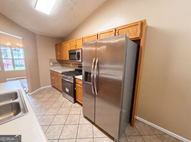 2195 Clayton Ridge, Lithonia, GA 30058