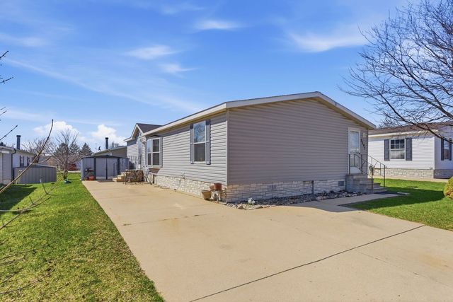 2295 Iris Avenue, Belvidere, IL 61008