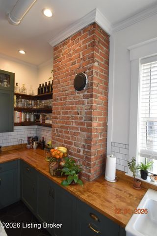 411 Shelby Pkwy, Louisville, KY 40203