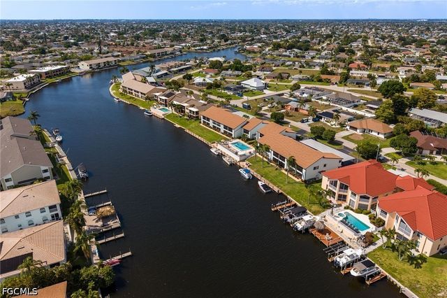 3736 SE 12th AVE 102, Cape Coral, FL 33904