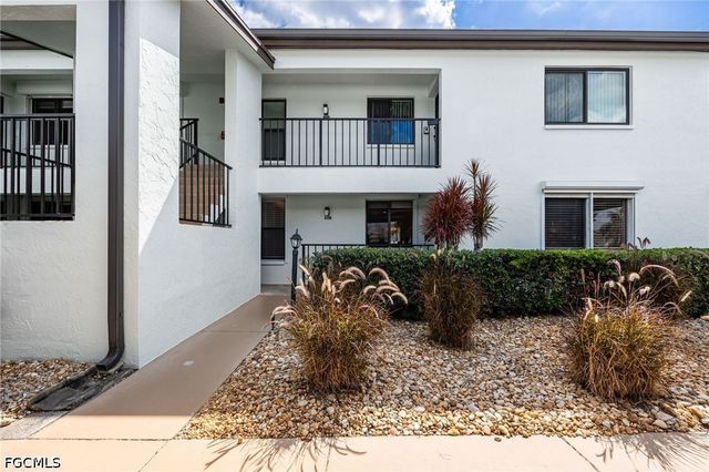 3736 SE 12th AVE 102, Cape Coral, FL 33904