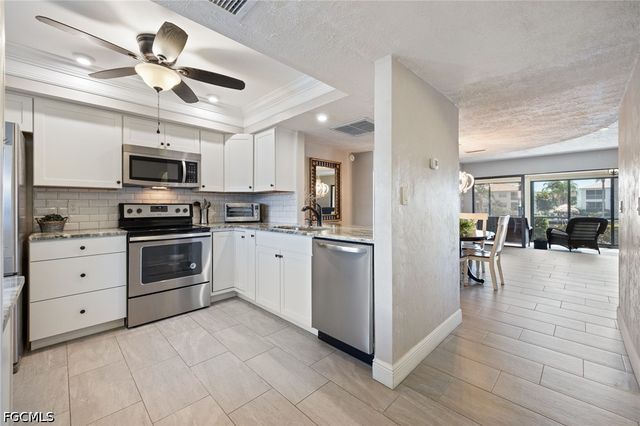 3736 SE 12th AVE 102, Cape Coral, FL 33904