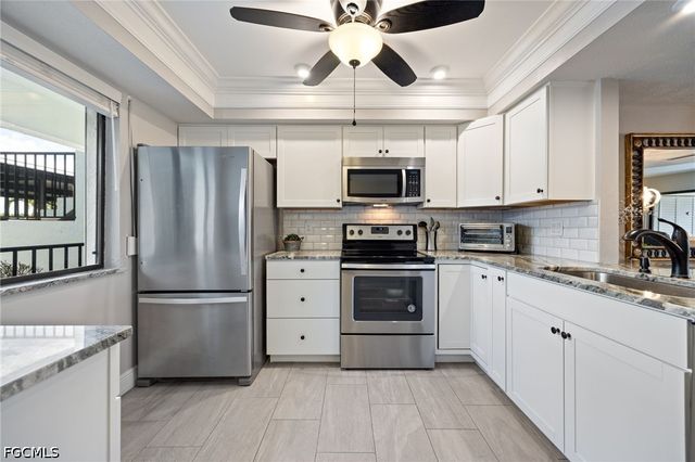 3736 SE 12th AVE 102, Cape Coral, FL 33904