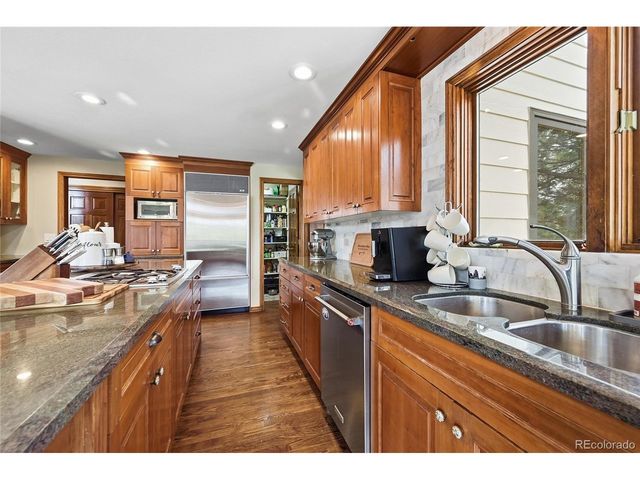 2446 Glenhaven Dr, Highlands Ranch, CO 80126