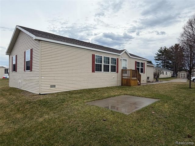 241 Waterway Court, Lapeer, MI 48446