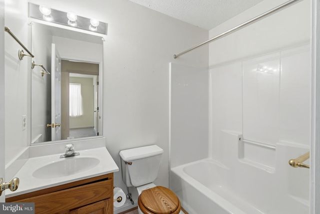 2208 TALL PINES CT, Baltimore, MD 21228