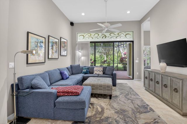 9822 Isles Cay Drive, Delray Beach, FL 33446