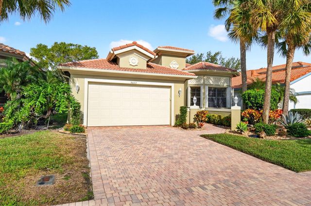 9822 Isles Cay Drive, Delray Beach, FL 33446