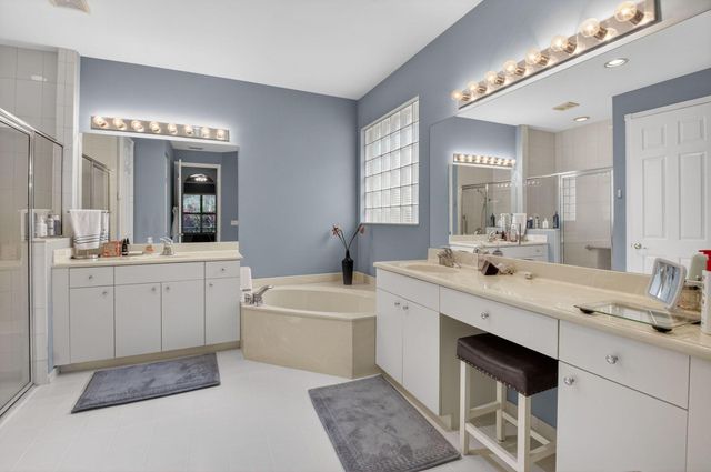 9822 Isles Cay Drive, Delray Beach, FL 33446