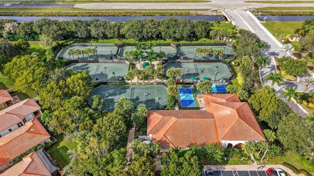 9822 Isles Cay Drive, Delray Beach, FL 33446