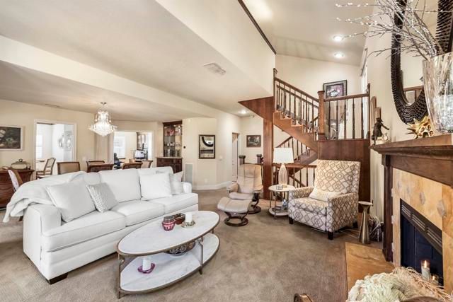 7758 Caminito Monarca 101, Carlsbad, CA 92009