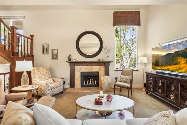 7758 Caminito Monarca 101, Carlsbad, CA 92009