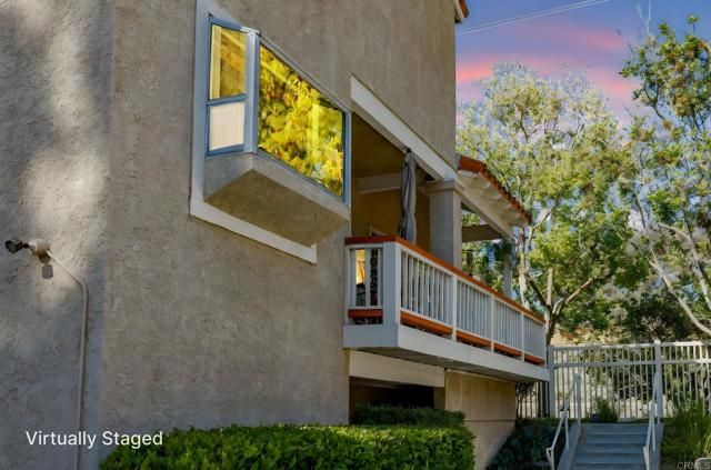 7758 Caminito Monarca 101, Carlsbad, CA 92009
