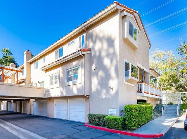 7758 Caminito Monarca 101, Carlsbad, CA 92009