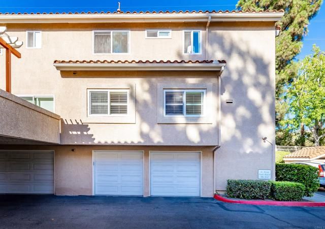 7758 Caminito Monarca 101, Carlsbad, CA 92009