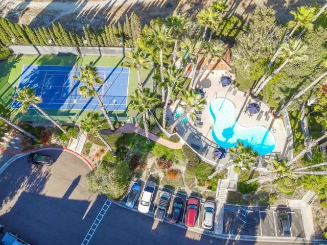 7758 Caminito Monarca 101, Carlsbad, CA 92009