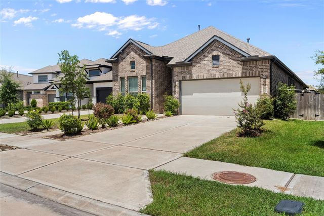 8715 Fox Trail Drive, Missouri City, TX 77459