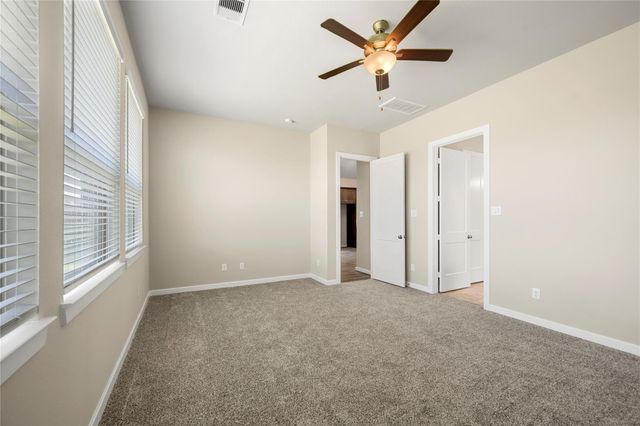 8715 Fox Trail Drive, Missouri City, TX 77459