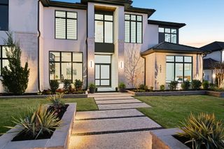 705 Stacy Drive, Southlake, TX 76092