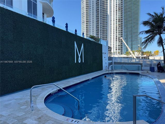 18683 Collins Ave 1404, Sunny Isles Beach, FL 33160