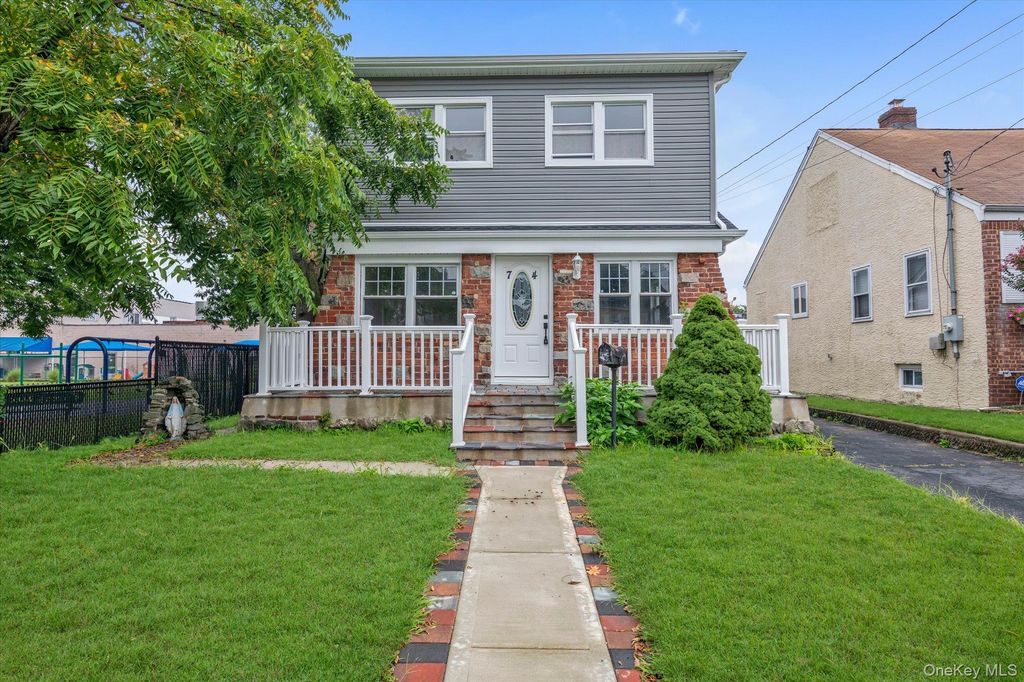 74 Davis st, East Rockaway, NY 11518 — exterior